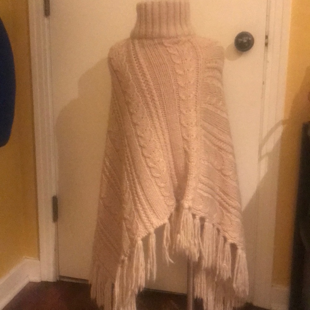 Eyeful Tan Poncho